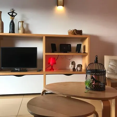 Апартаменты Colorful Cozy View Албуфейра